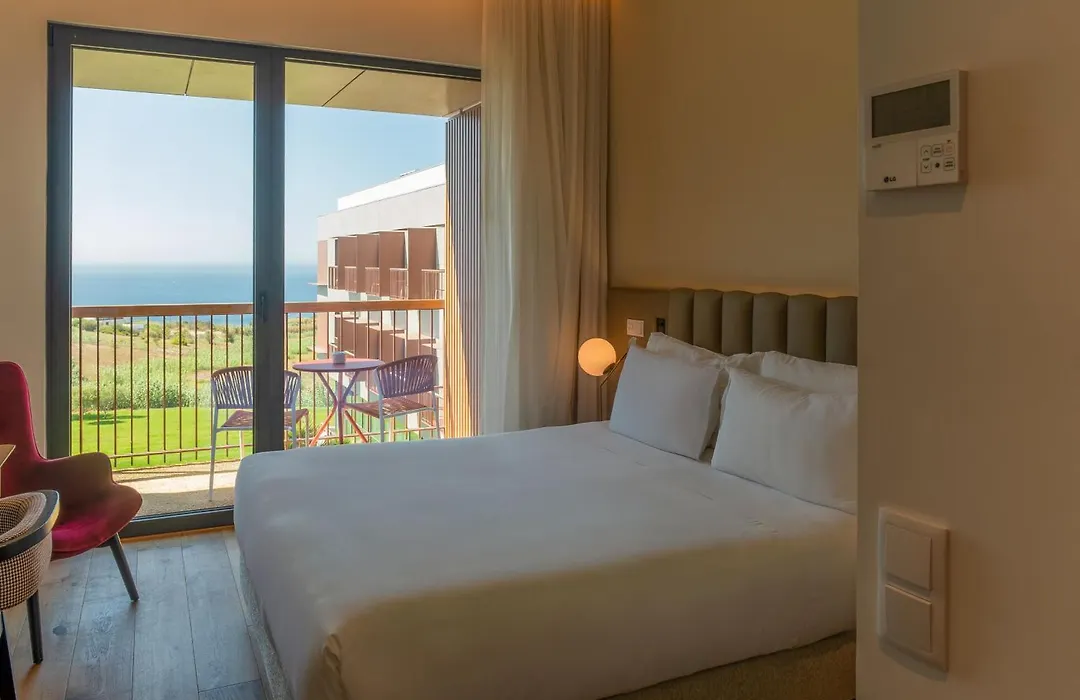 Sines Sea View Business & Leisure Hotel-1